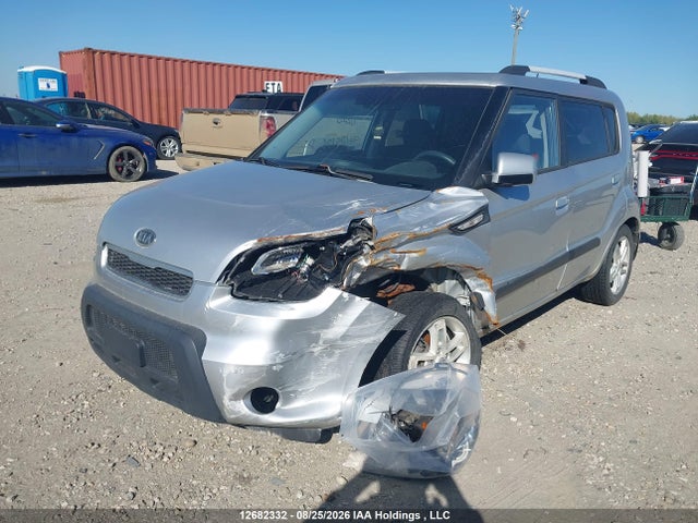 2010 Kia Soul 2.0l 2u/2.0l 4u/2.0l 4u Burner/2.0l 4u Retro/2.0l 4u Sx მანქანა იყიდება აუქციონზე, vin: KNDJT2A28A7040908, აუქციონის ნომერი: 12682332