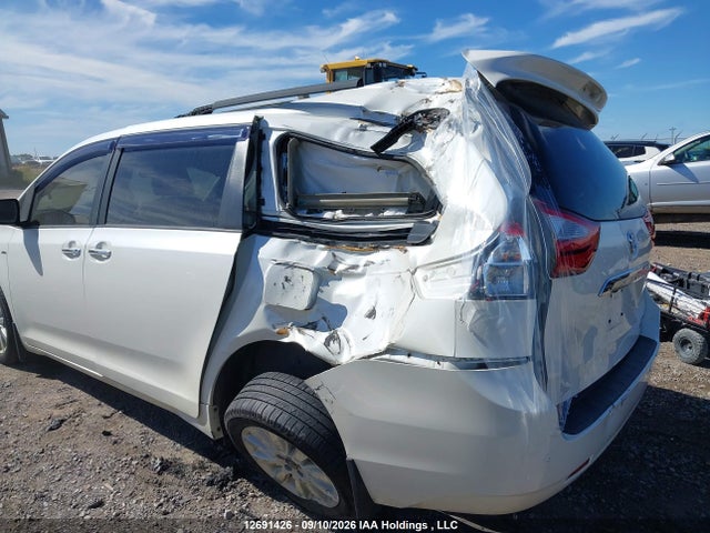 5TDDK3DC5GS144250 Toyota Sienna Xle/limited