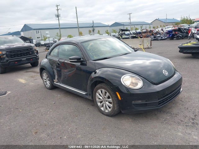 2012 Volkswagen Beetle მანქანა იყიდება აუქციონზე, vin: 3VWHX7AT7CM632346, აუქციონის ნომერი: 12691443