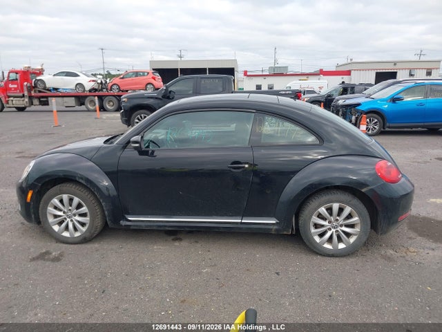 2012 Volkswagen Beetle მანქანა იყიდება აუქციონზე, vin: 3VWHX7AT7CM632346, აუქციონის ნომერი: 12691443