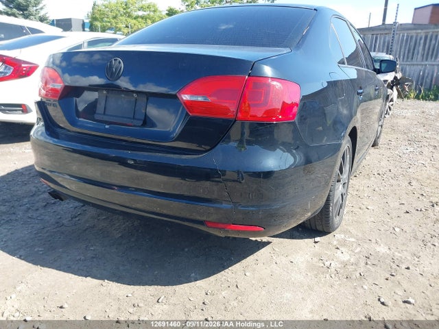 12691460 :رقم المزاد ، 3VW2K7AJXEM260412 vin ، 2014 Volkswagen Jetta مزاد بيع