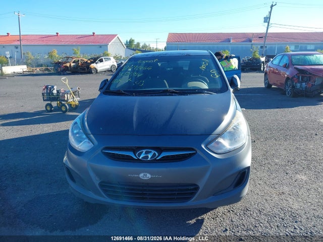 12691466 :رقم المزاد ، KMHCT5AE5CU031894 vin ، 2012 Hyundai Accent مزاد بيع