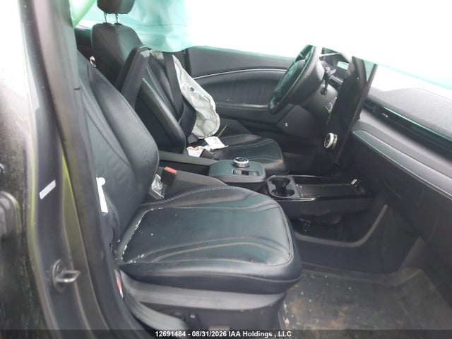 Продаж на аукціоні авто 2023 Ford Mustang Mach-e Premium, vin: 3FMTK3SU4PMA73013, номер лоту: 12691484