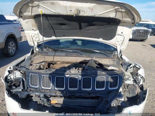 Jeep Compass Latitude 2018 3C4NJDBB5JT230615 Image 10