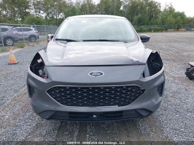 12691515 :رقم المزاد ، 1FMCU9BZ8NUA49542 vin ، 2022 Ford Escape Se Hybrid مزاد بيع