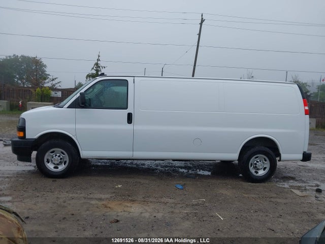 Chevrolet Express G2500 2024 1GCWGBFP8R1257582 Image 14