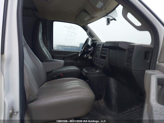 1GCWGBFP8R1257582 Chevrolet Express G2500