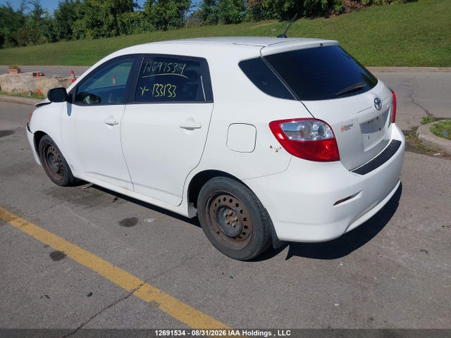 12691534 :رقم المزاد ، 2T1KU4EE5EC133133 vin ، 2014 Toyota Matrix مزاد بيع
