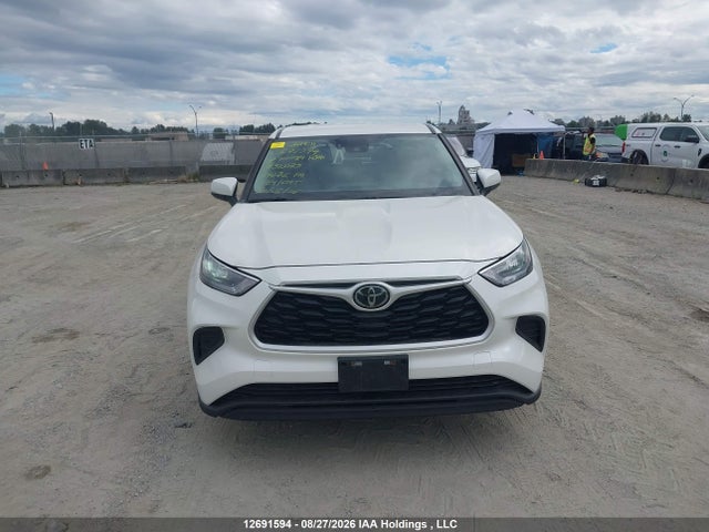 5TDBZRBHXLS500075 Toyota Highlander Le