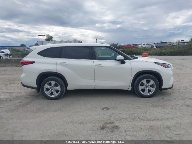 5TDBZRBHXLS500075 Toyota Highlander Le