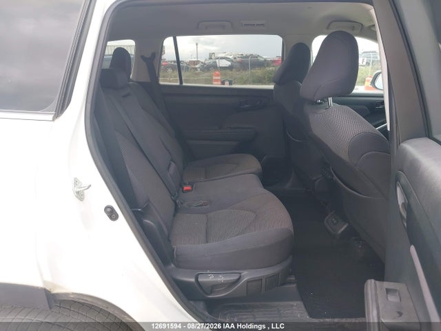 5TDBZRBHXLS500075 Toyota Highlander Le