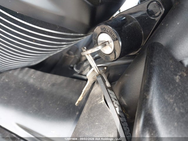 JKAVN2B18JA094417 Kawasaki Vn900 B