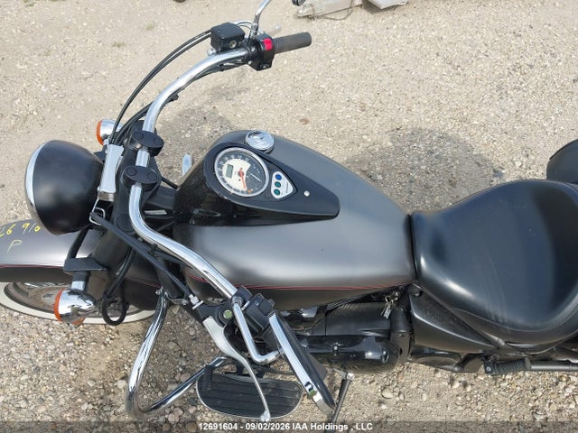 JKAVN2B18JA094417 Kawasaki Vn900 B