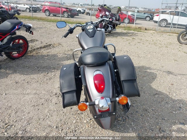 JKAVN2B18JA094417 Kawasaki Vn900 B