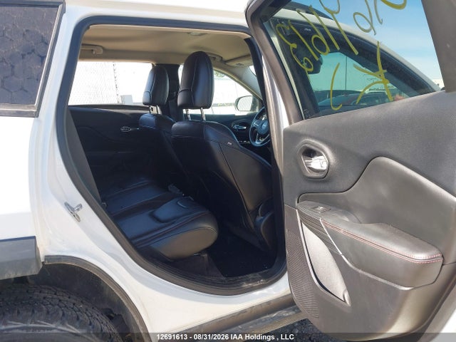 Jeep Cherokee Trailhawk 2016 1C4PJMBS9GW296922 Image 8