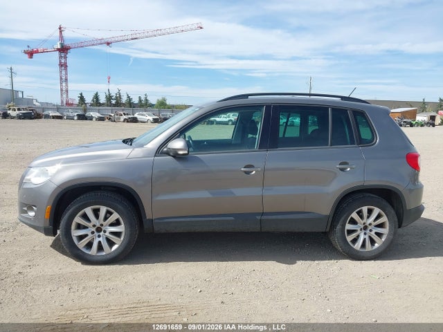 2009 Volkswagen Tiguan Se/sel მანქანა იყიდება აუქციონზე, vin: WVGBV75N39W532114, აუქციონის ნომერი: 12691659