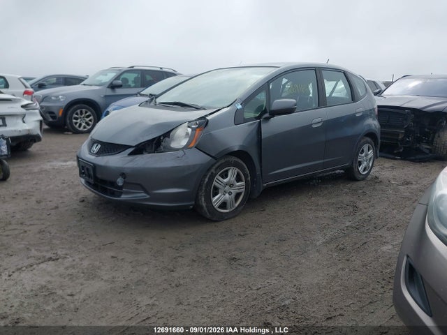 Honda FIT LX 2014 LUCGE8H5XE3003049 Image 2