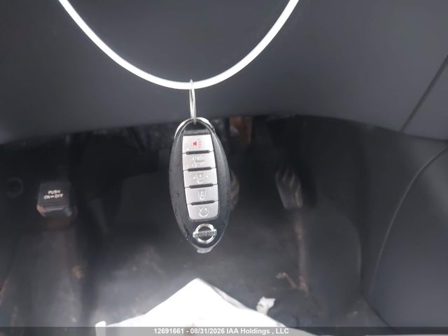 Продажа на аукционе авто 2017 Nissan Rogue Sv/sl, vin: 5N1AT2MV3HC733985, номер лота: 12691661