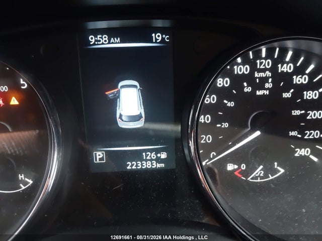 Продажа на аукционе авто 2017 Nissan Rogue Sv/sl, vin: 5N1AT2MV3HC733985, номер лота: 12691661