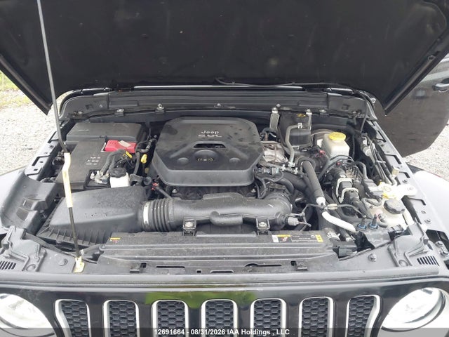 1C4HJXEN4MW661014 Jeep Wrangler Unlimited Sahara