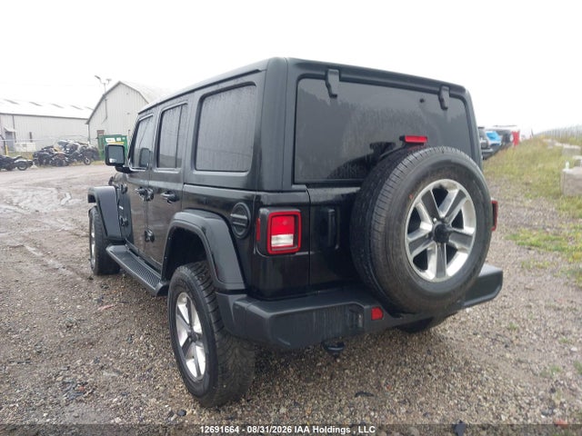 1C4HJXEN4MW661014 Jeep Wrangler Unlimited Sahara