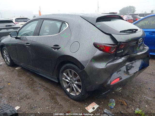 Auction sale of the 2019 Mazda Mazda3 Gx, vin: JM1BPAK75K1114979, lot number: 12691692