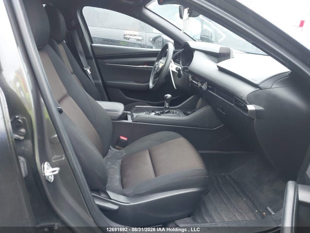 Auction sale of the 2019 Mazda Mazda3 Gx, vin: JM1BPAK75K1114979, lot number: 12691692