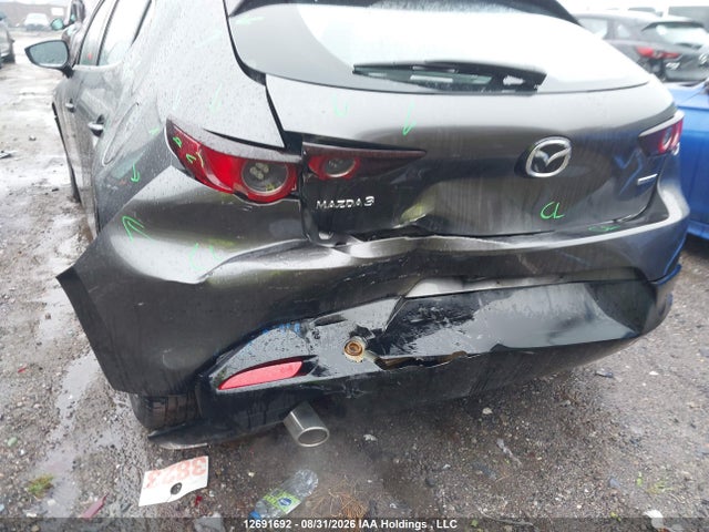 Auction sale of the 2019 Mazda Mazda3 Gx, vin: JM1BPAK75K1114979, lot number: 12691692