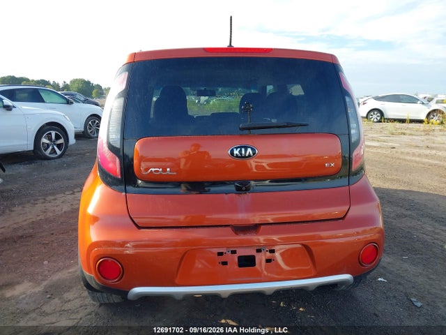 KIA SOUL + 2017 KNDJP3A55H7425194 Image 16