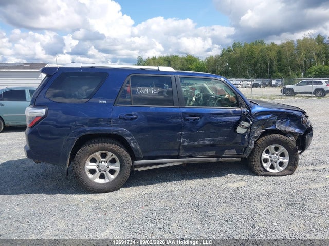 Toyota 4RUNNER SR5 2016 JTEBU5JR7G5281861 Image 14