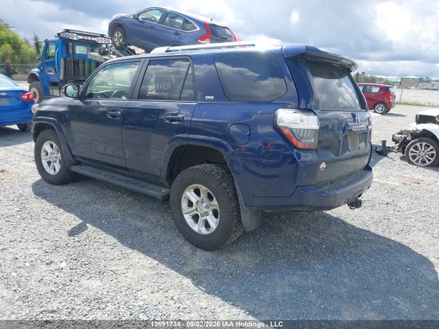 Toyota 4RUNNER SR5 2016 JTEBU5JR7G5281861 Image 3