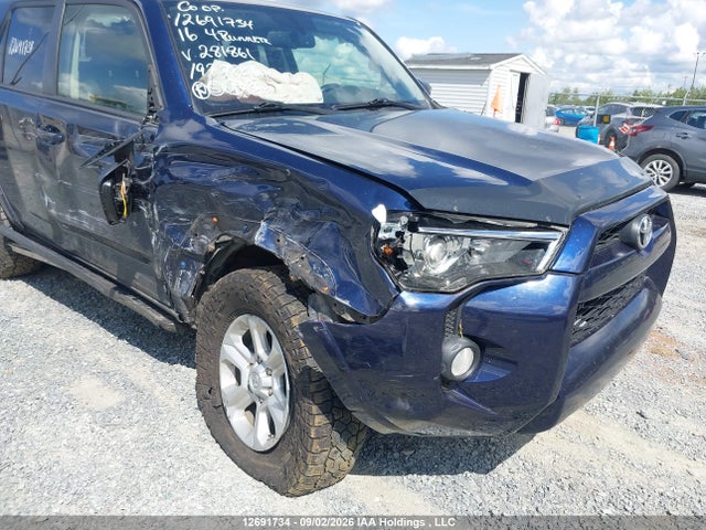 Toyota 4RUNNER SR5 2016 JTEBU5JR7G5281861 Image 6