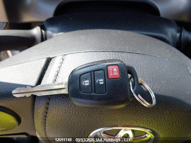 Toyota RAV4 LE 2016 2T3BFREV8GW514118 Image 12