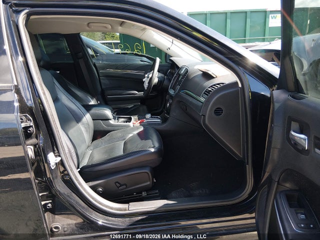 Продажа на аукционе авто 2022 Chrysler 300, vin: 2C3CCADG6NH262808, номер лота: 12691771