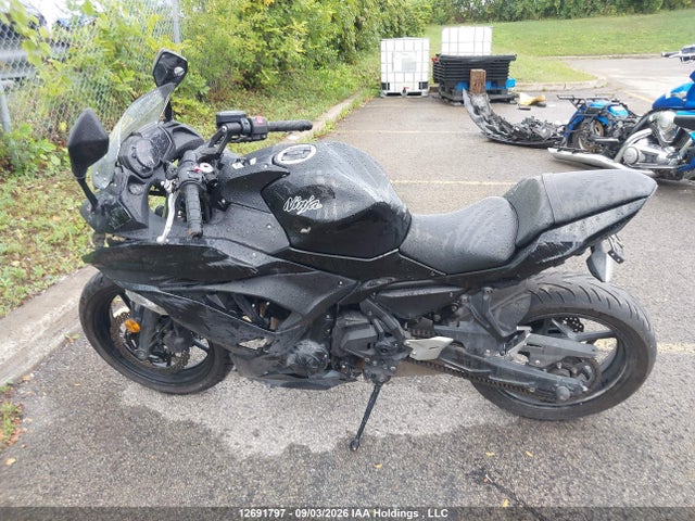 Продаж на аукціоні авто 2017 Kawasaki Ex650 F, vin: JKAEXEK15HDA00243, номер лоту: 12691797