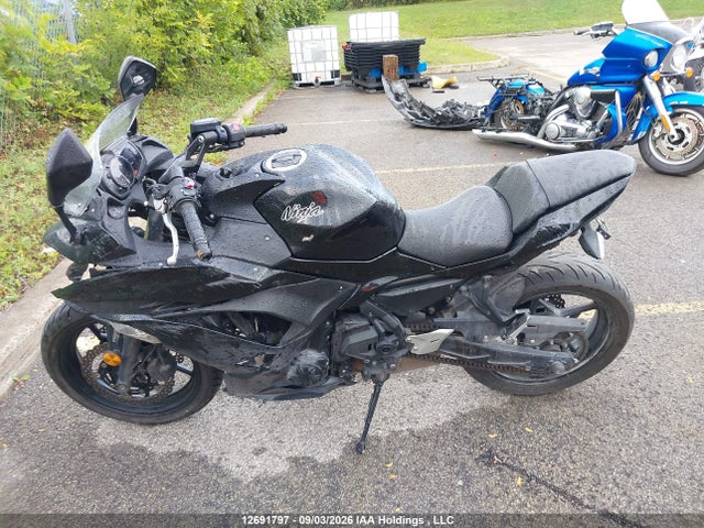 Продаж на аукціоні авто 2017 Kawasaki Ex650 F, vin: JKAEXEK15HDA00243, номер лоту: 12691797