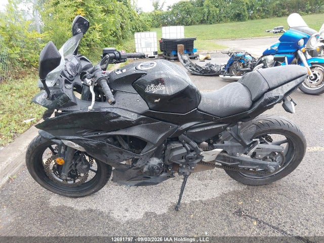 Продаж на аукціоні авто 2017 Kawasaki Ex650 F, vin: JKAEXEK15HDA00243, номер лоту: 12691797