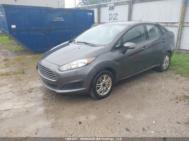 Ford FIESTA SE 2015 3FADP4BJXFM154155 Image 2
