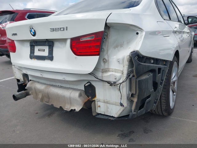 Продаж на аукціоні авто 2013 Bmw 320 I Xdrive, vin: WBA3C3C55DF980435, номер лоту: 12691852