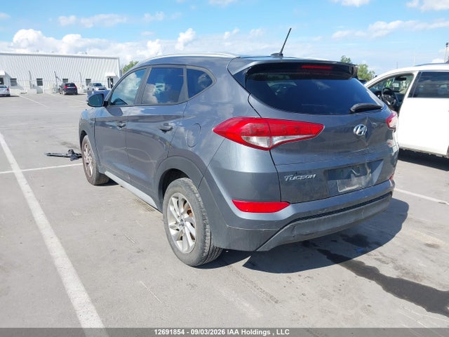 Hyundai Tucson 2017 KM8J33A40HU582583 Image 3