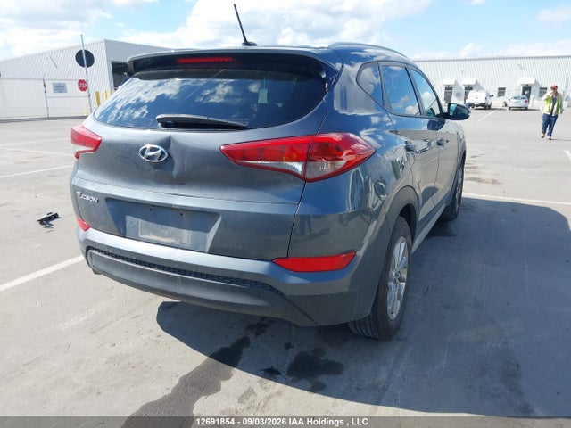 Hyundai Tucson 2017 KM8J33A40HU582583 Image 4