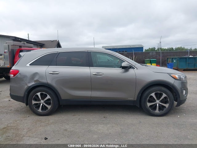 KIA SORENTO EX 2016 5XYPHDA58GG174945 Image 13