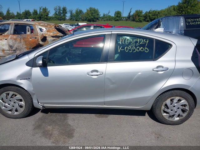 Aukcja sprzedaży 2015 Toyota Prius C Technology, vin: JTDKDTB38F1099000, numer aukcji: 12691924
