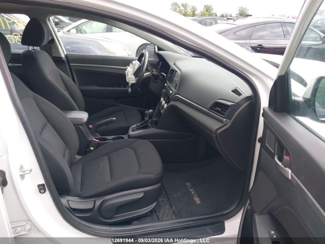 2019 Hyundai Elantra Preferred მანქანა იყიდება აუქციონზე, vin: KMHD84LF1KU800931, აუქციონის ნომერი: 12691944