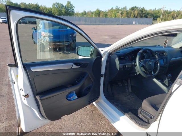 12691949 :رقم المزاد ، 3VW167AJ9GM317010 vin ، 2016 Volkswagen Jetta 1.4 Tsi Trendline/1.4 Tsi Trendline+ مزاد بيع
