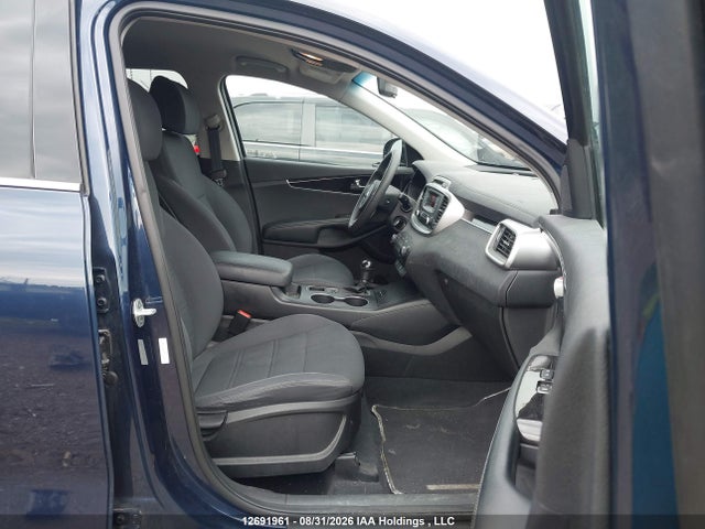 Продаж на аукціоні авто 2017 Kia Sorento Lx/l, vin: 5XYPG4A38HG225976, номер лоту: 12691961