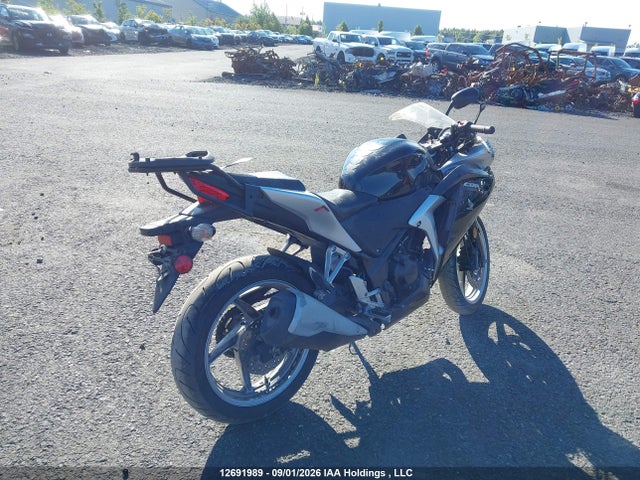 Auction sale of the 2012 Honda Cbr250 R, vin: MLHMC4128C5300888, lot number: 12691989