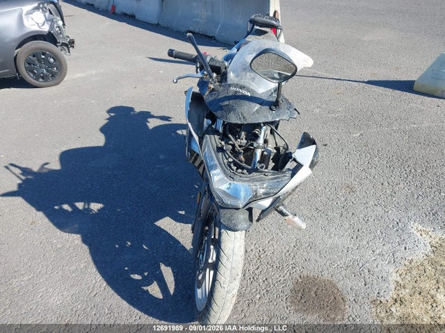 Auction sale of the 2012 Honda Cbr250 R, vin: MLHMC4128C5300888, lot number: 12691989