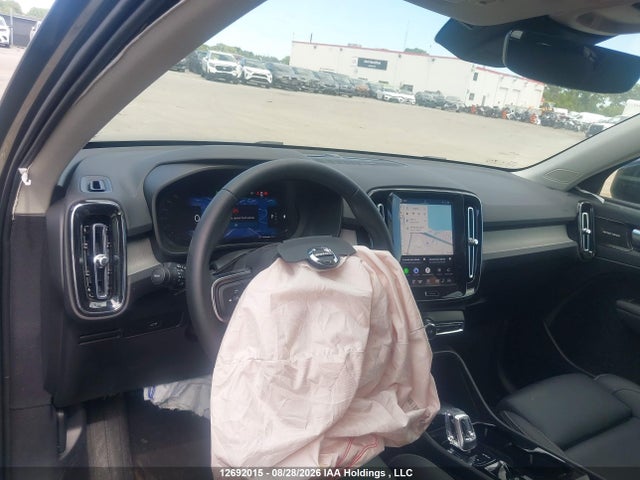 Продажа на аукционе авто 2026 Volvo Xc40 Ultra, vin: YV4L12UM2T2802672, номер лота: 12692015