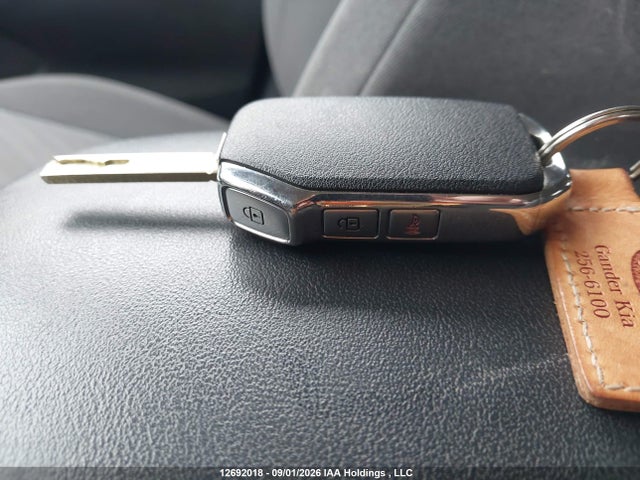 2021 Kia Seltos Lx მანქანა იყიდება აუქციონზე, vin: KNDEPCAAXM7110853, აუქციონის ნომერი: 12692018